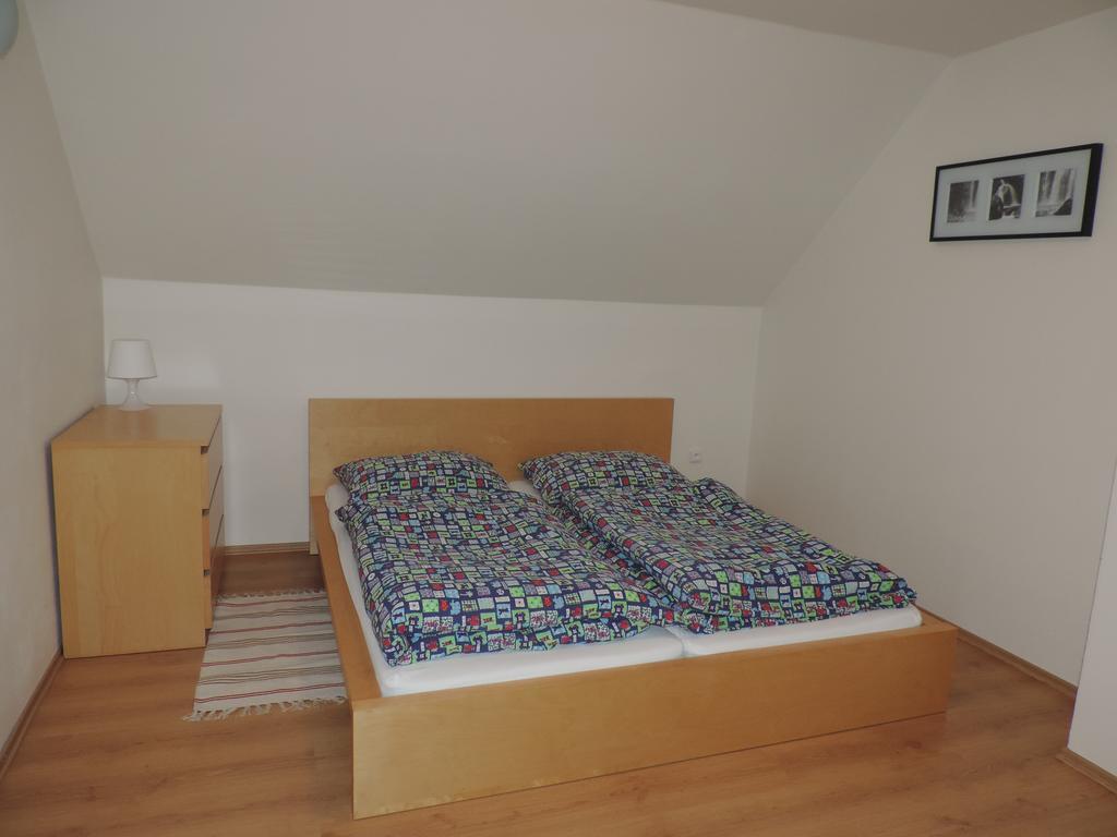 Apartmanovy Dom River Blatnica Oda fotoğraf